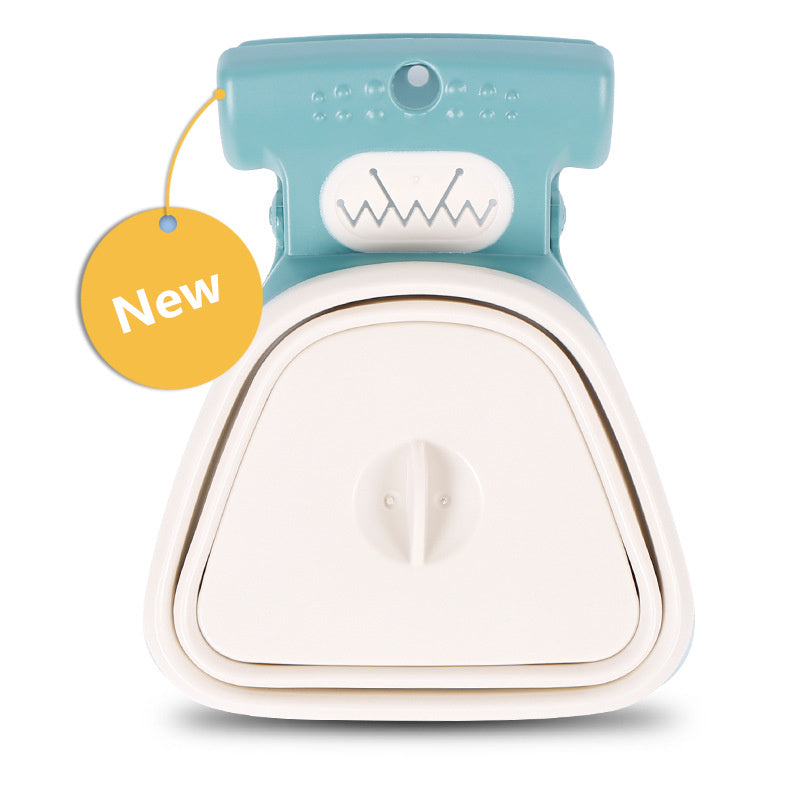 Pet Travel Foldable Pooper Scooper - FittyPets